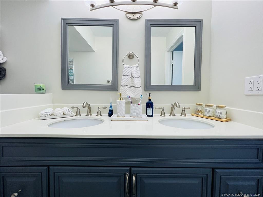 10102 S Ocean Drive 307a Property Photo 21