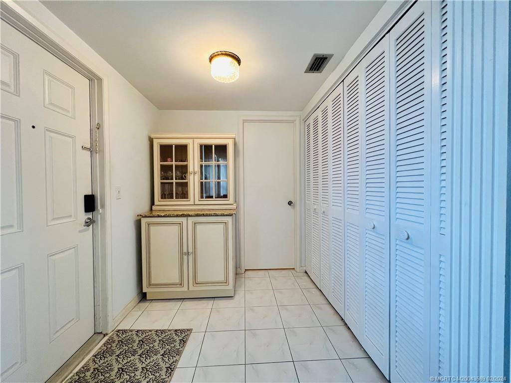 3442 Ne Causeway Boulevard 302 Property Photo 6