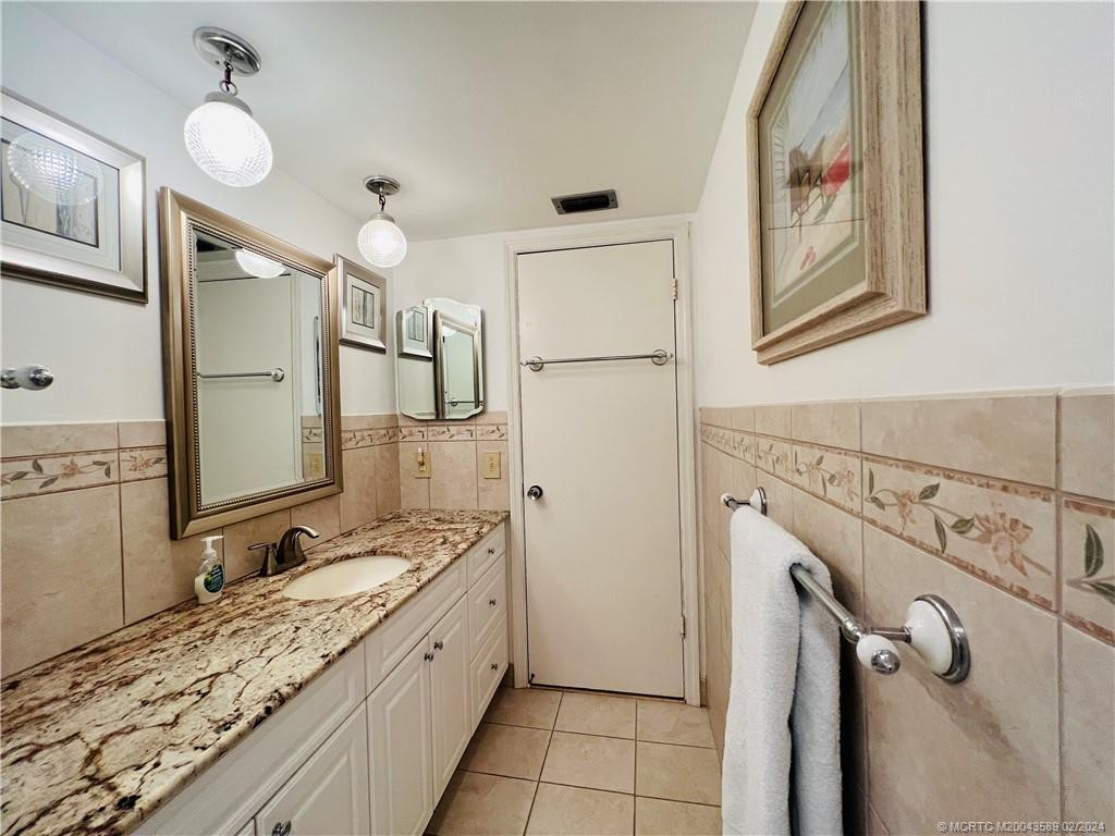 3442 Ne Causeway Boulevard 302 Property Photo 9