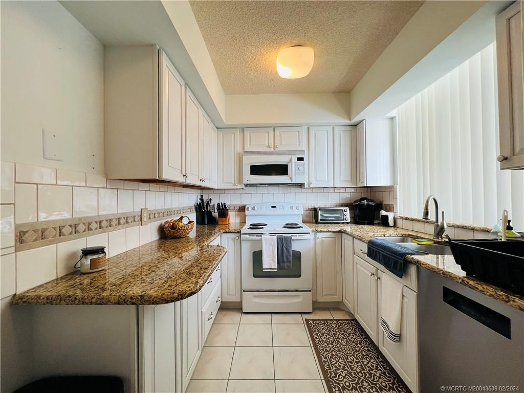 3442 Ne Causeway Boulevard 302 Property Photo 47
