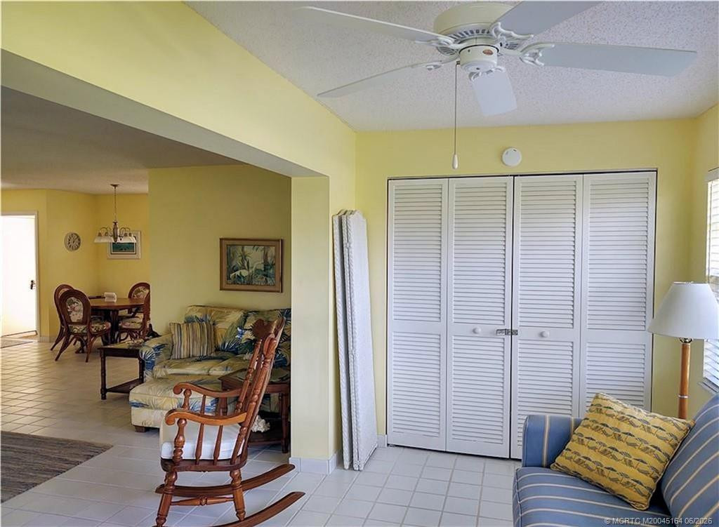M20045164 Property Photo 21