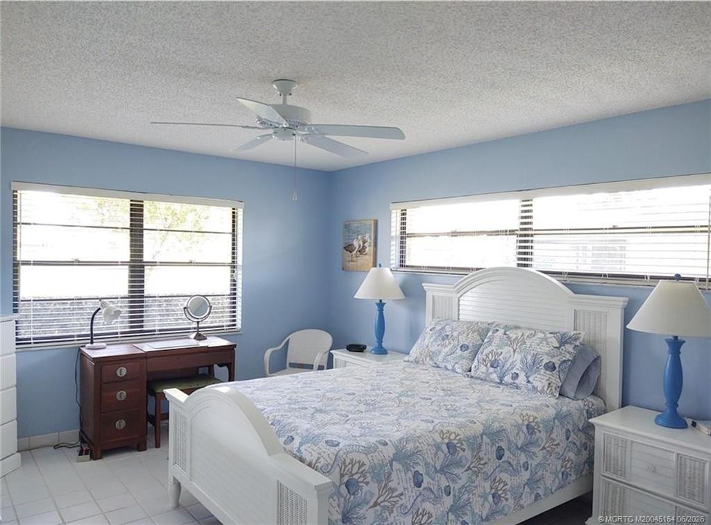 M20045164 Property Photo 25
