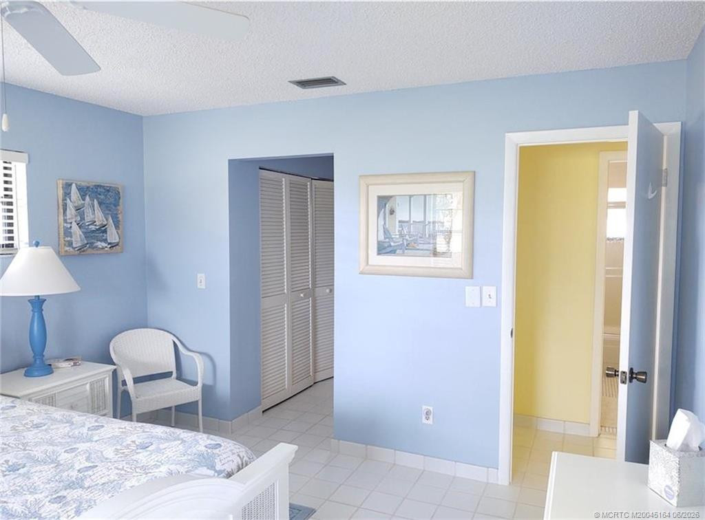 M20045164 Property Photo 27