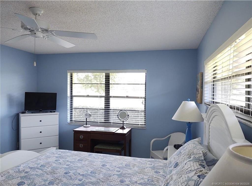 M20045164 Property Photo 34