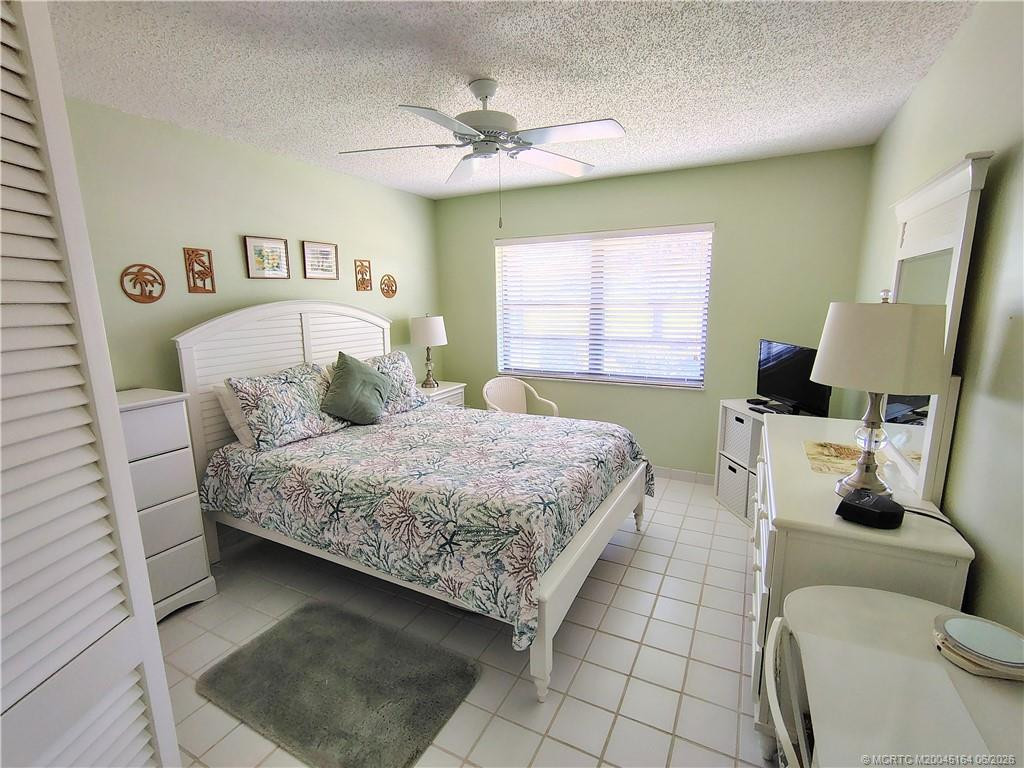 M20045164 Property Photo 42