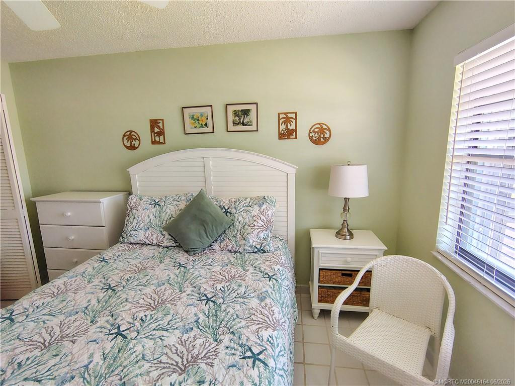 M20045164 Property Photo 43