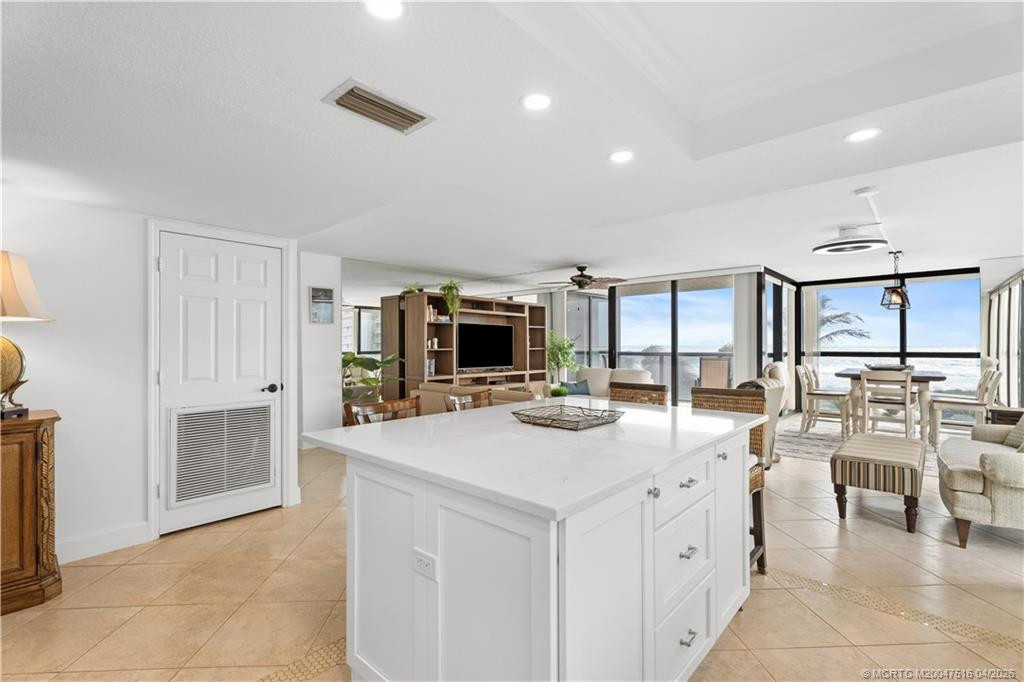 10410 S Ocean Drive 309 Property Photo 5
