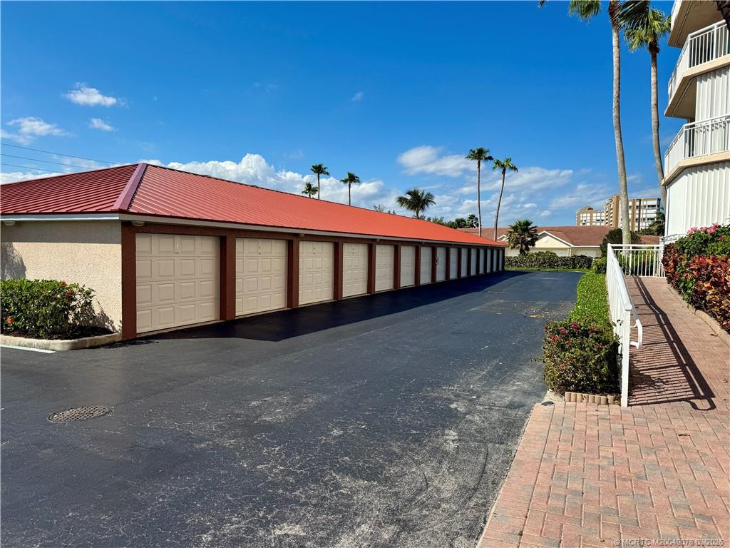 3880 N Highway A1a 403 Property Photo 28
