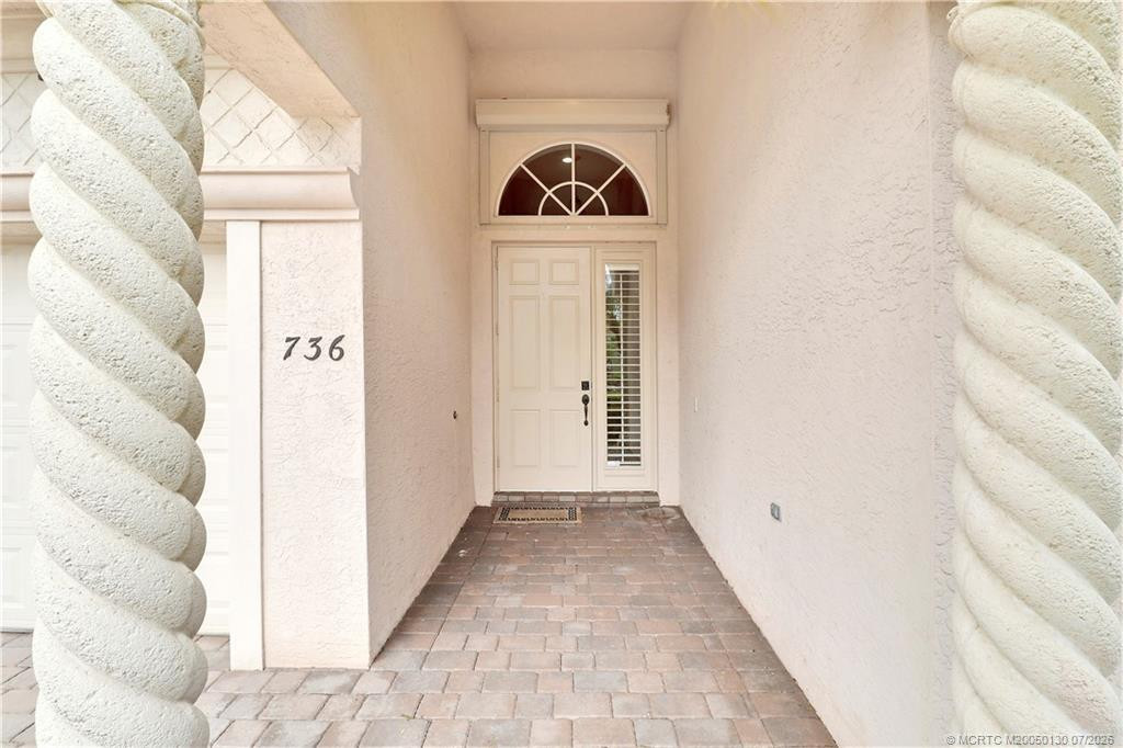 736 Sw Pebble Lane Property Photo 34