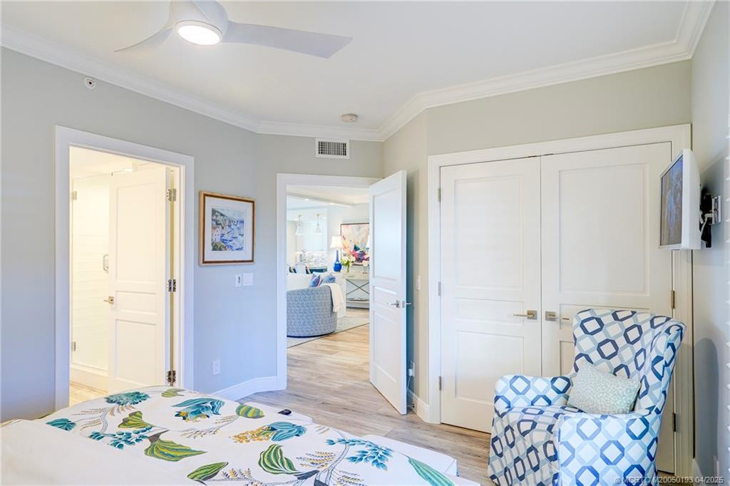 5799 Ne Island Cove Way 1104 Property Photo 29