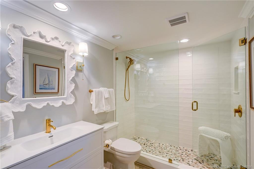 5799 Ne Island Cove Way 1104 Property Photo 36
