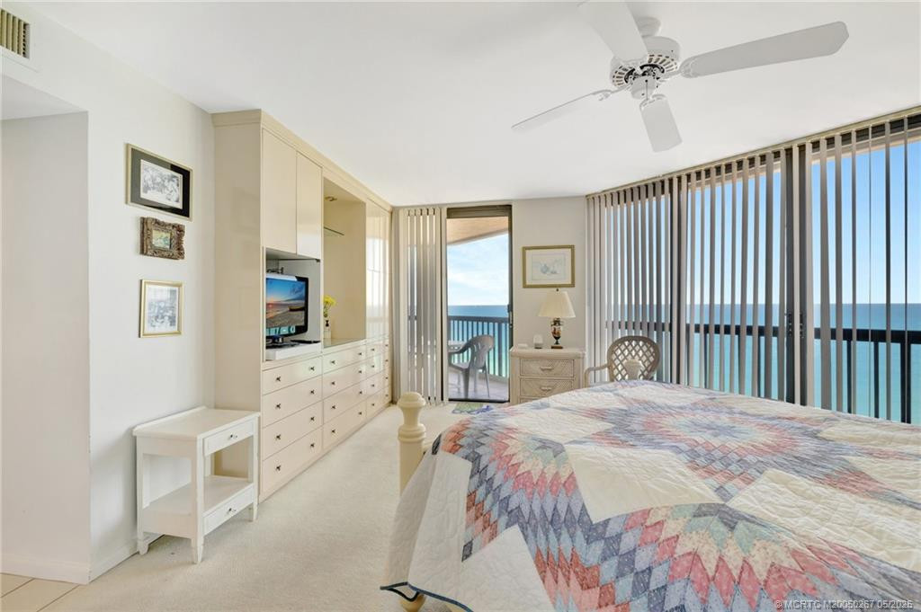 9500 S Ocean Drive Higher Floor Property Photo 11