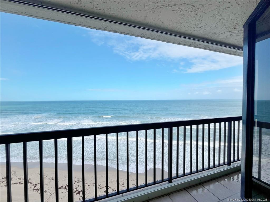 9500 S Ocean Drive Higher Floor Property Photo 12
