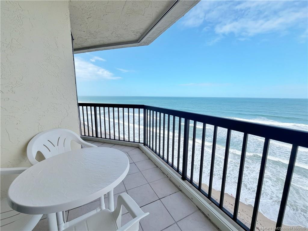 9500 S Ocean Drive Higher Floor Property Photo 13