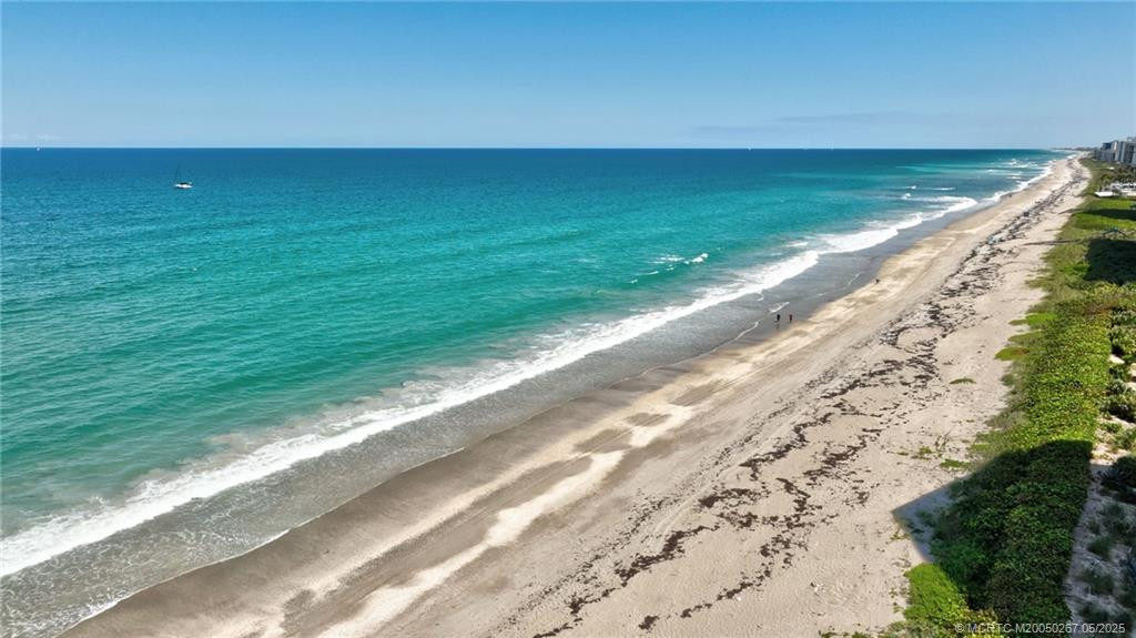 9500 S Ocean Drive Higher Floor Property Photo 28