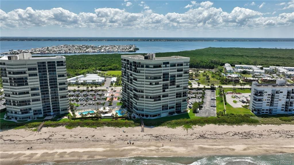 9500 S Ocean Drive Higher Floor Property Photo 29