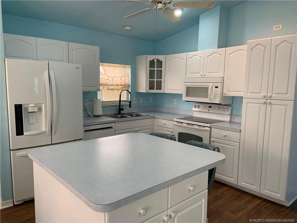 1156 Nettles Boulevard Property Photo 16
