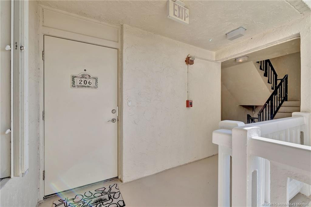 10000 S Ocean Drive 206 Property Photo 6
