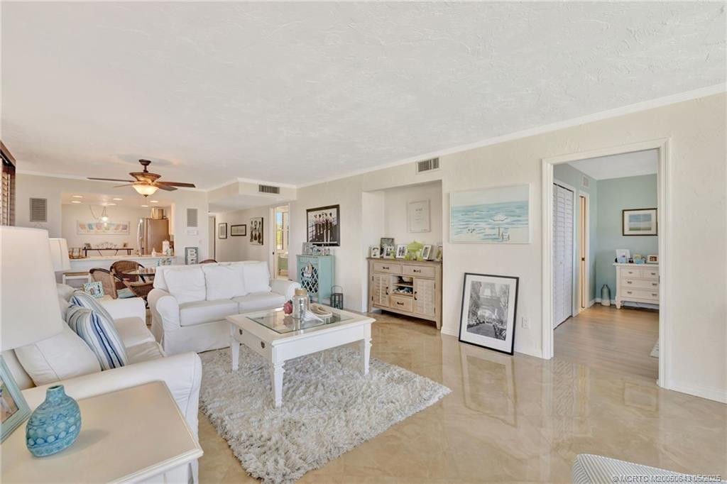 10000 S Ocean Drive 206 Property Photo 22