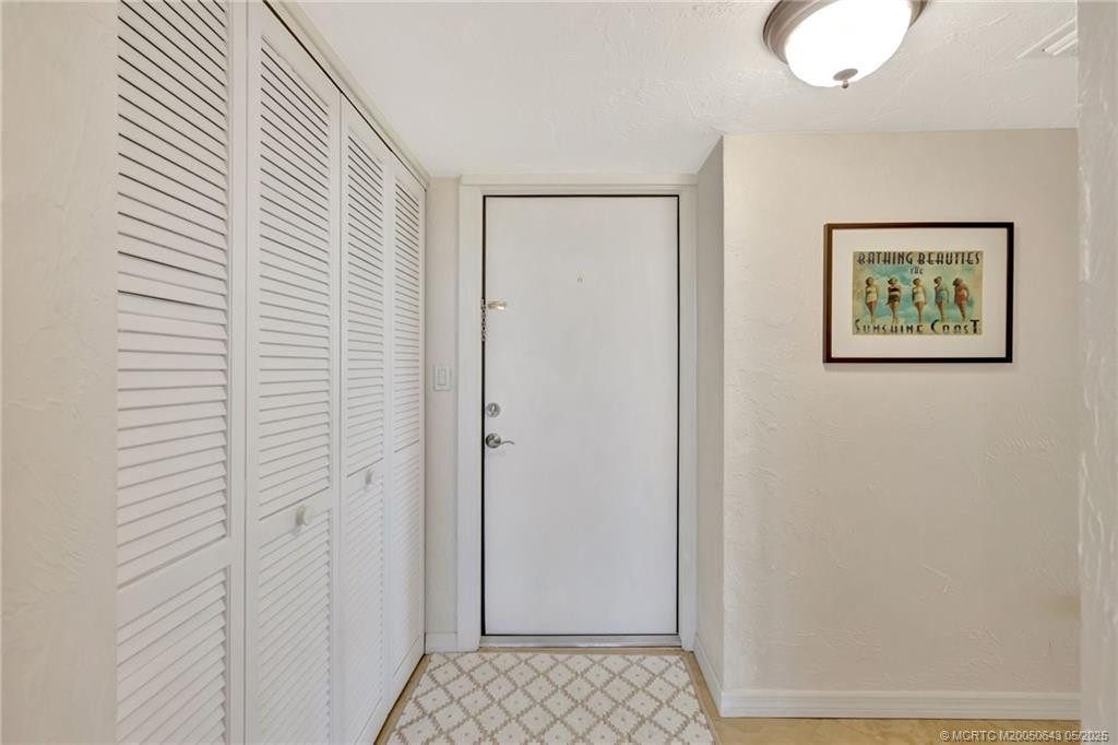 10000 S Ocean Drive 206 Property Photo 25