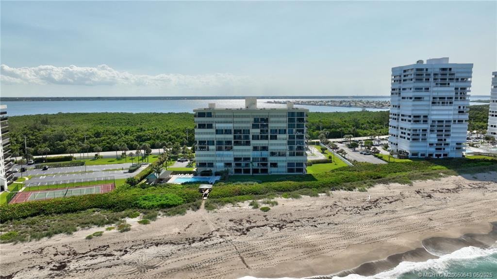10000 S Ocean Drive 206 Property Photo 40