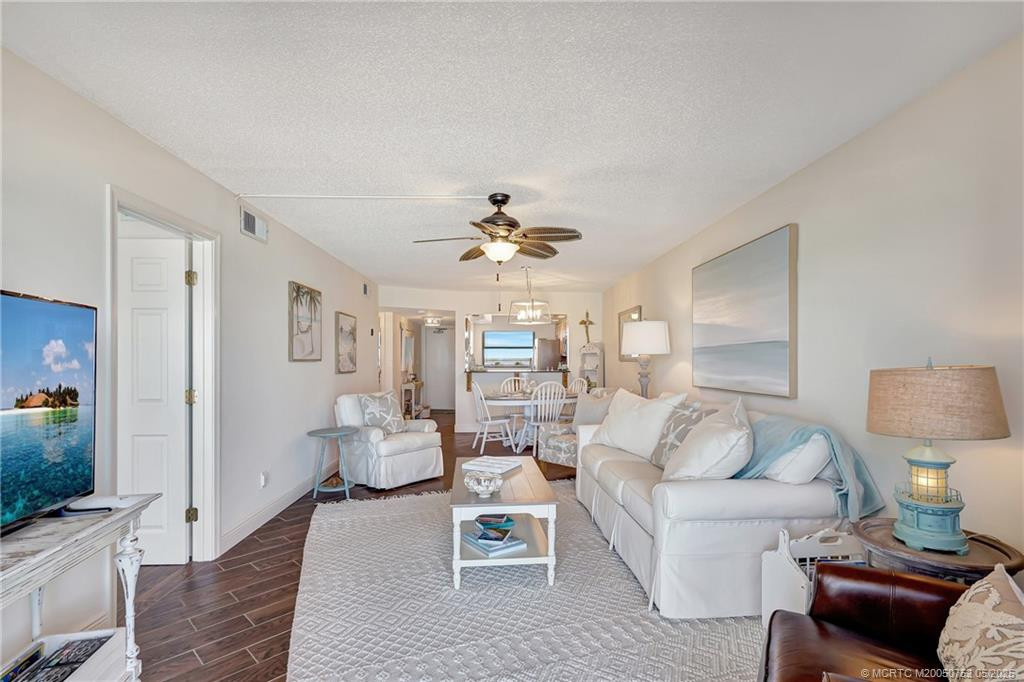 10310 S Ocean Drive Ph Property Photo 8