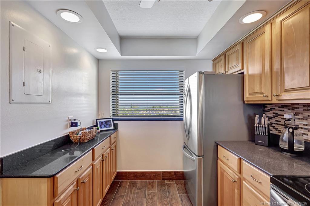 10310 S Ocean Drive Ph Property Photo 15