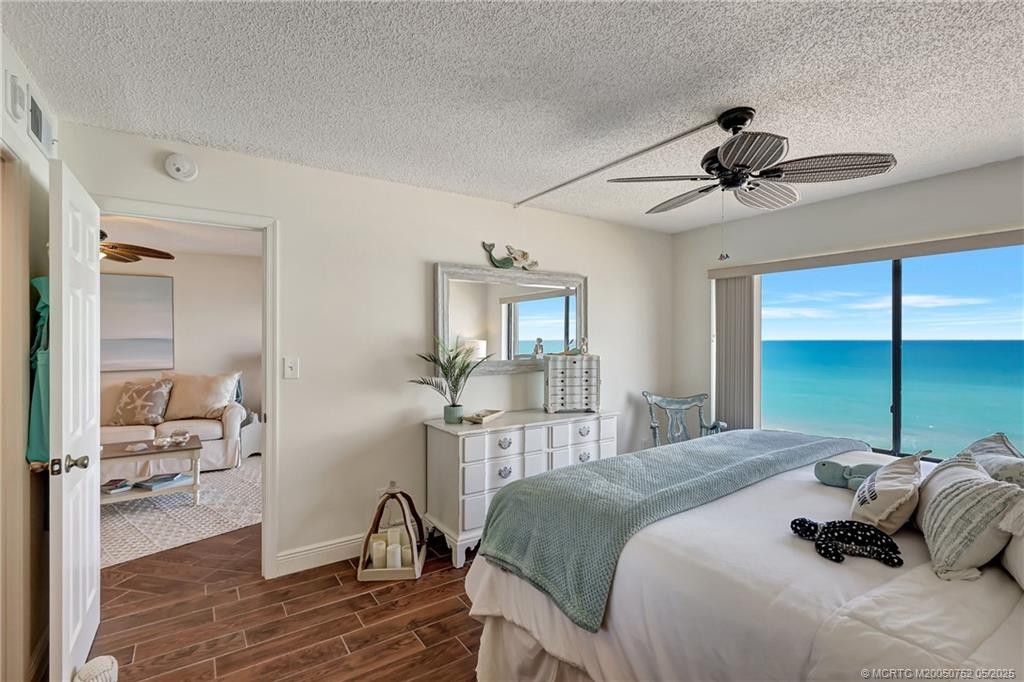 10310 S Ocean Drive Ph Property Photo 17