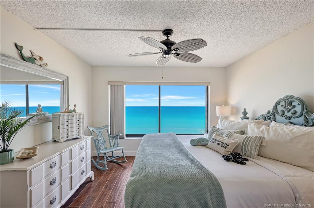 10310 S Ocean Drive Ph Property Photo 20