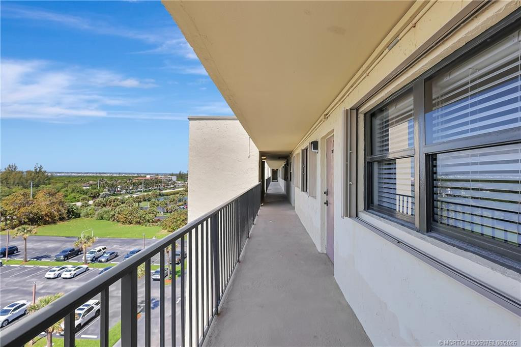 10310 S Ocean Drive Ph Property Photo 27