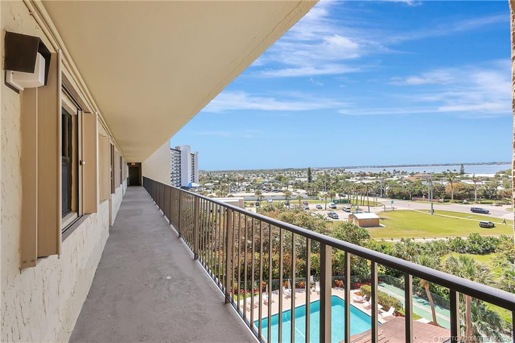 10310 S Ocean Drive Ph Property Photo 28
