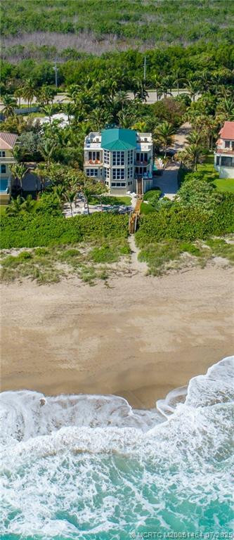 4643 Ne Ocean Boulevard Property Photo 4