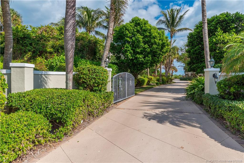 4643 Ne Ocean Boulevard Property Photo 6