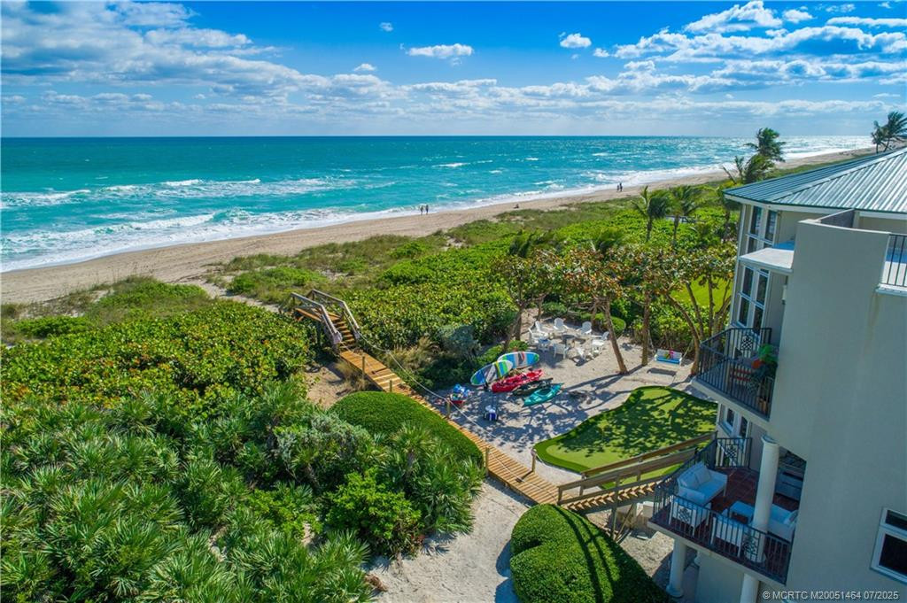 4643 Ne Ocean Boulevard Property Photo 12