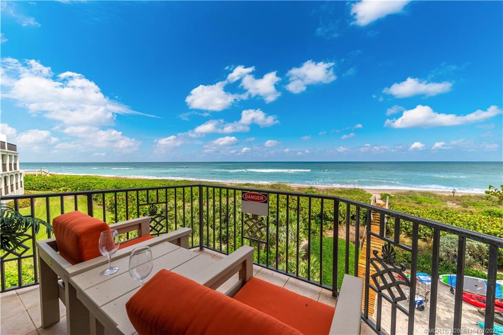 4643 Ne Ocean Boulevard Property Photo 14