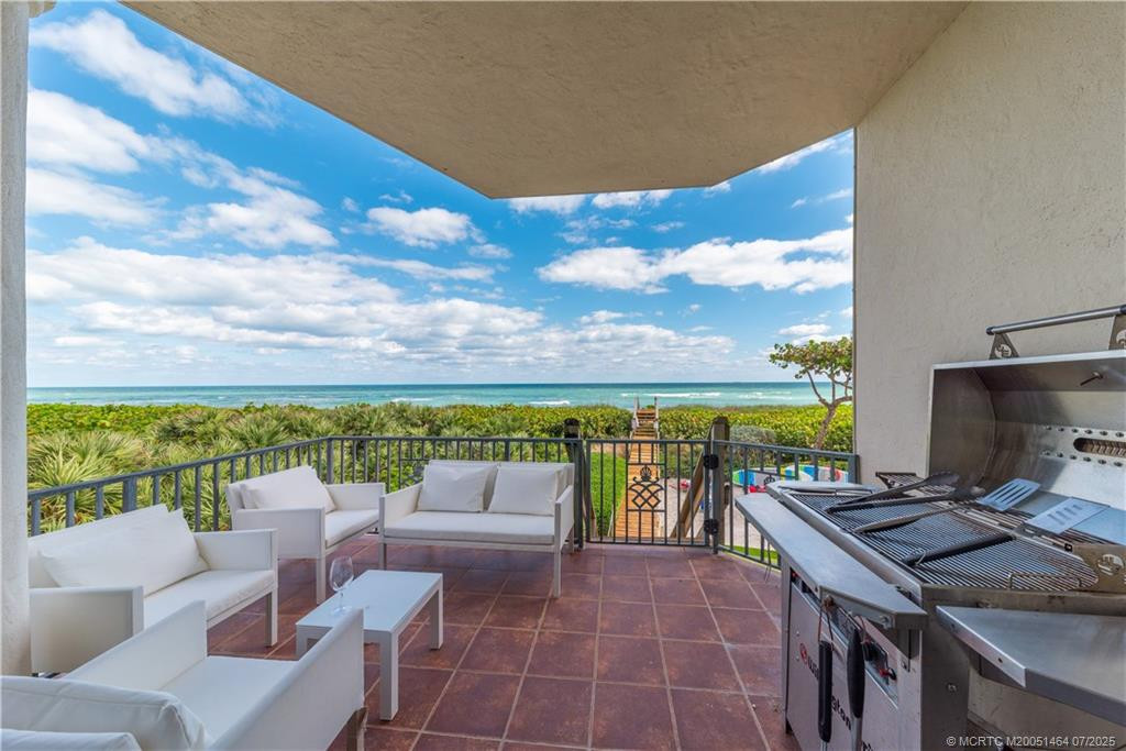 4643 Ne Ocean Boulevard Property Photo 16
