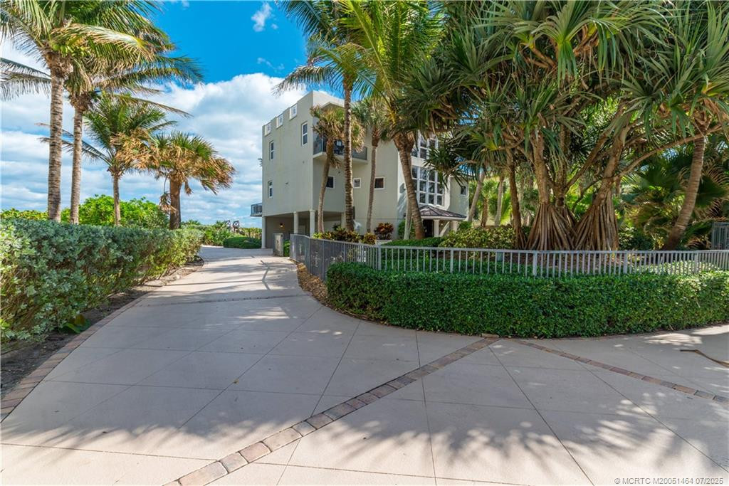 4643 Ne Ocean Boulevard Property Photo 20