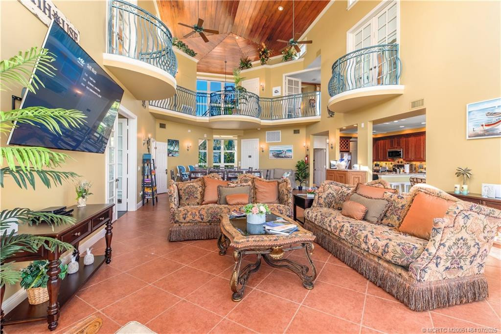 4643 Ne Ocean Boulevard Property Photo 26