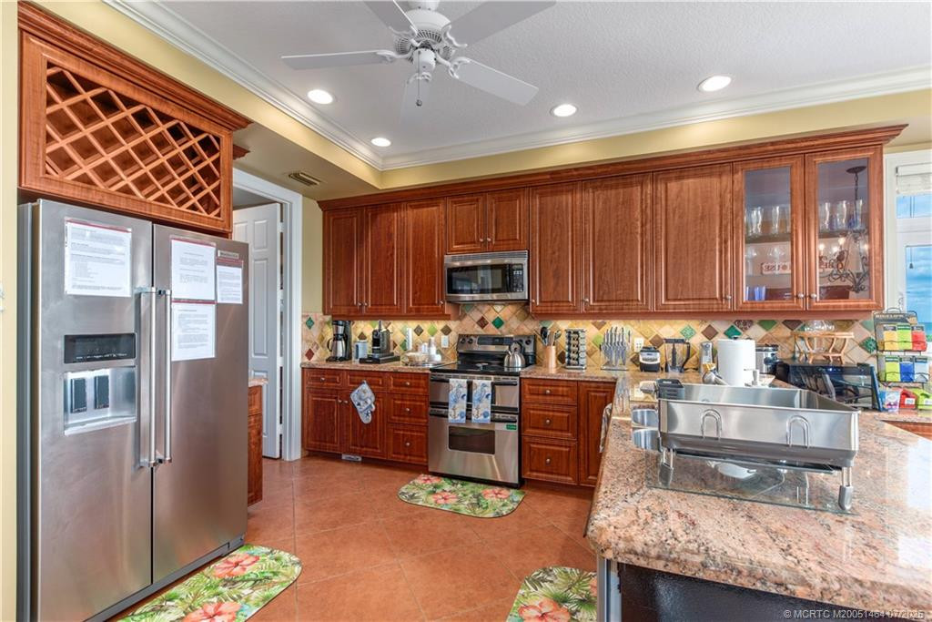 4643 Ne Ocean Boulevard Property Photo 29