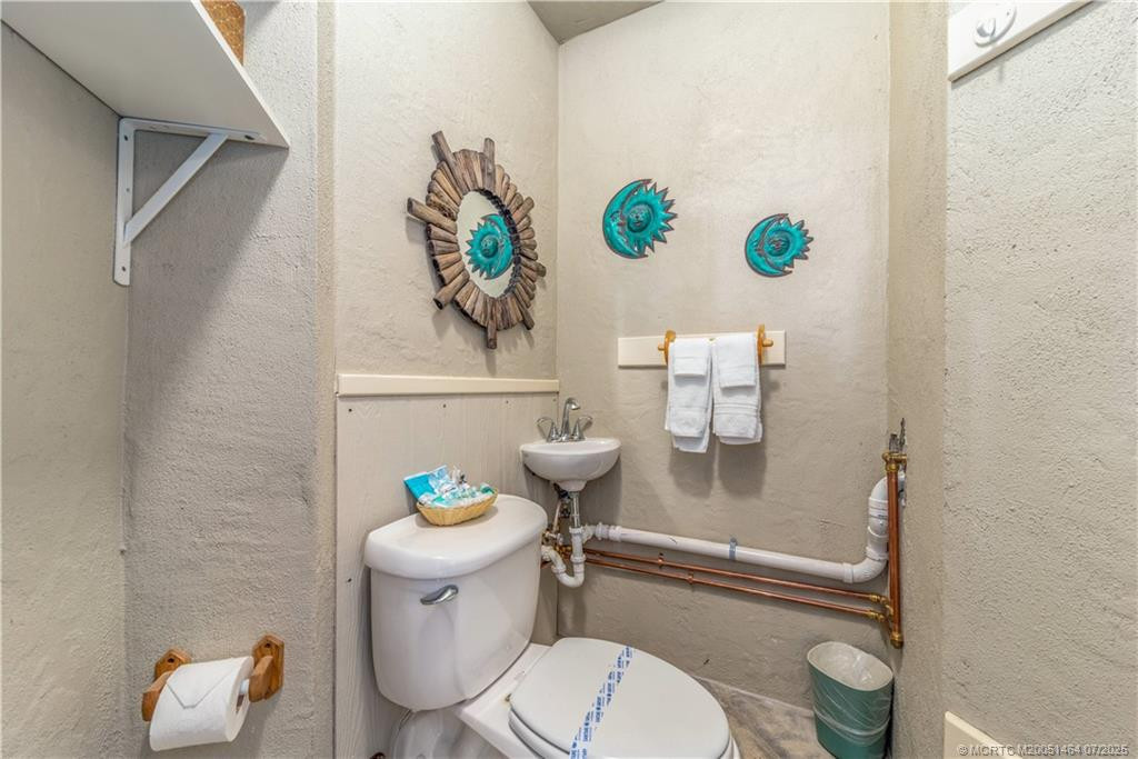 4643 Ne Ocean Boulevard Property Photo 49