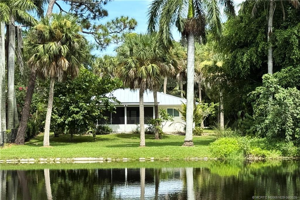 1196 Se Saint Lucie Boulevard Property Photo 1