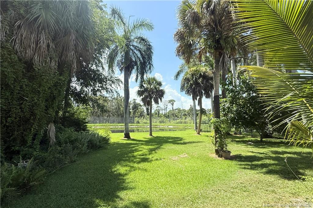1196 Se Saint Lucie Boulevard Property Photo 17