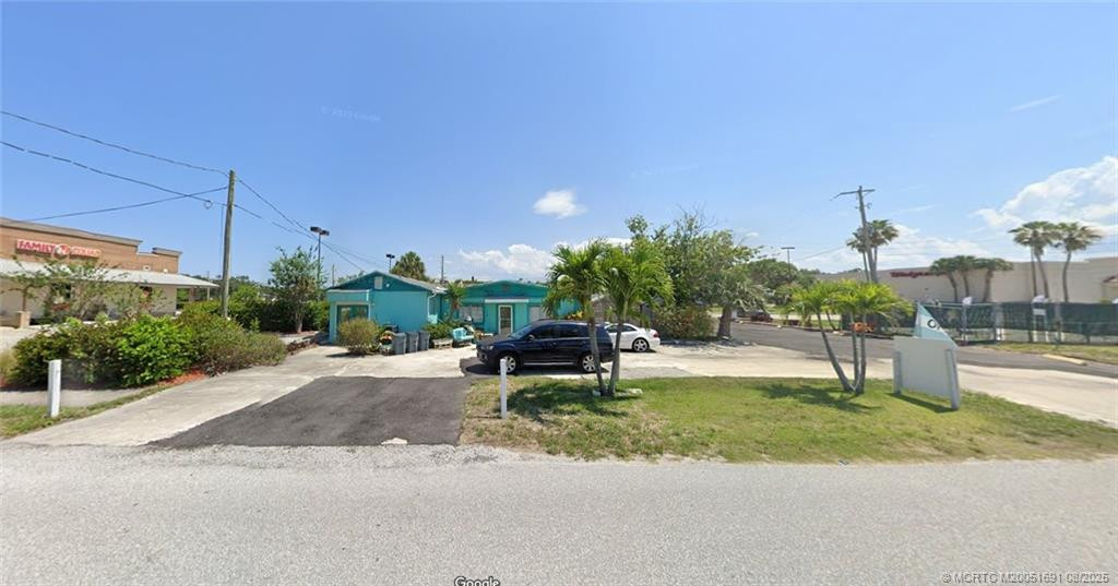 1313 Ne Jensen Beach Boulevard Property Photo 2