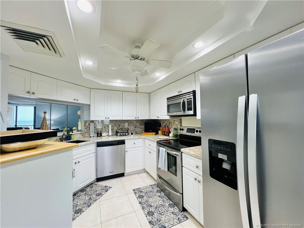 9500 S Ocean Drive 809 Property Photo 8