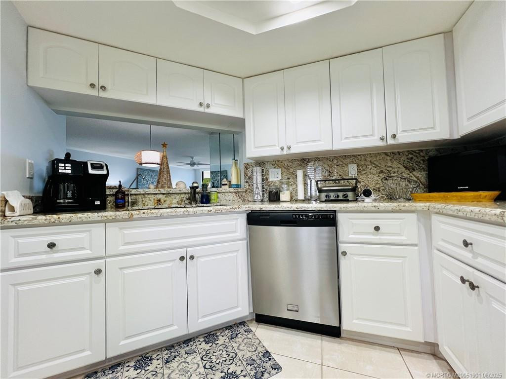 9500 S Ocean Drive 809 Property Photo 11