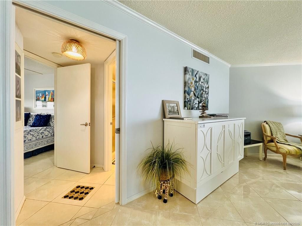 9500 S Ocean Drive 809 Property Photo 16