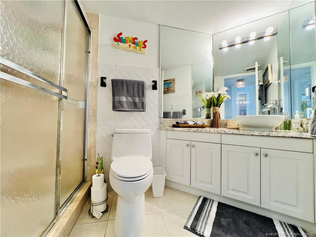 9500 S Ocean Drive 809 Property Photo 17