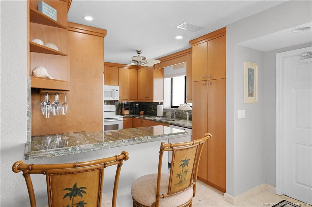 2375 Ne Ocean Boulevard E402 Property Photo 7