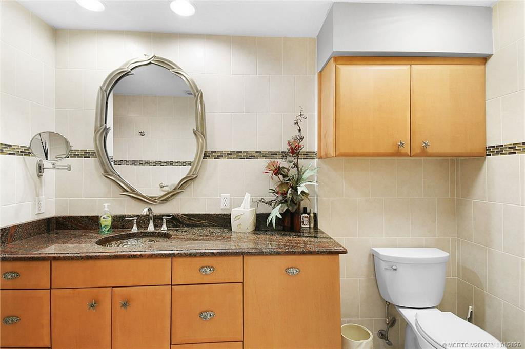 2375 Ne Ocean Boulevard E402 Property Photo 20