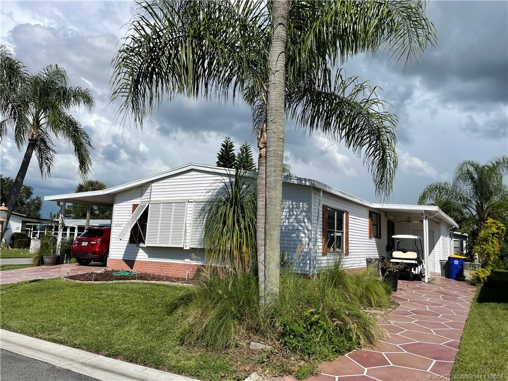 14347 Sw Golf Club Drive Property Photo 1